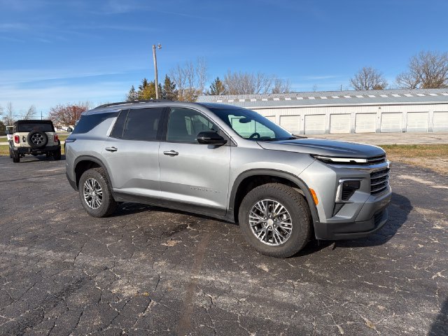 Used 2026 Chevrolet Traverse LT SUV