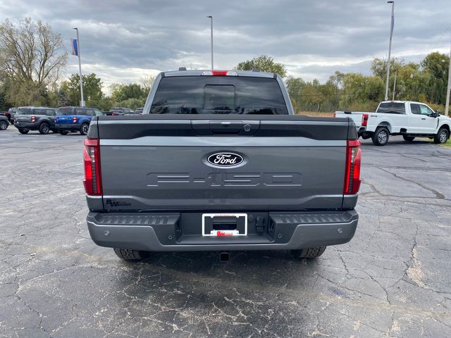 2025 Ford F-150 XLT photo 2