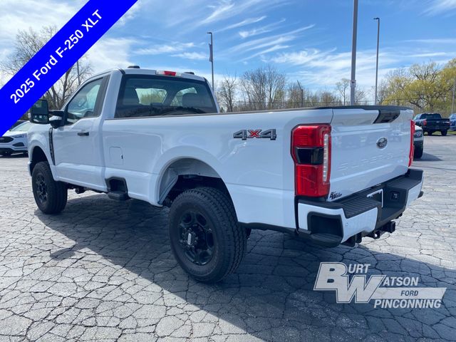 2025 Ford F-250 photo 3