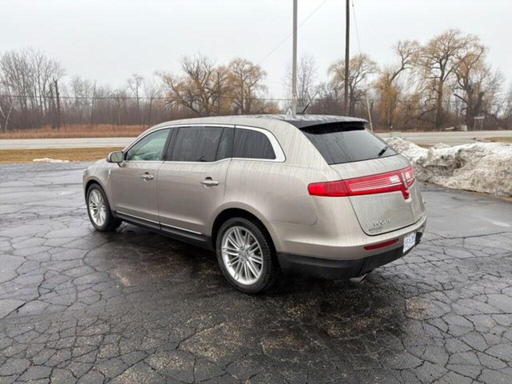Used 2019 Lincoln MKT Standard SUV