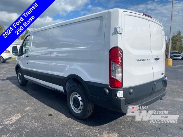 2024 Ford Transit photo 3