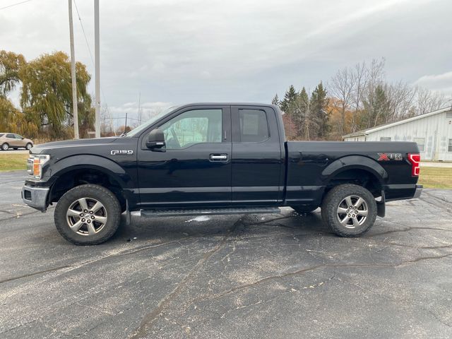 2020 Ford F-150 XLT photo 2