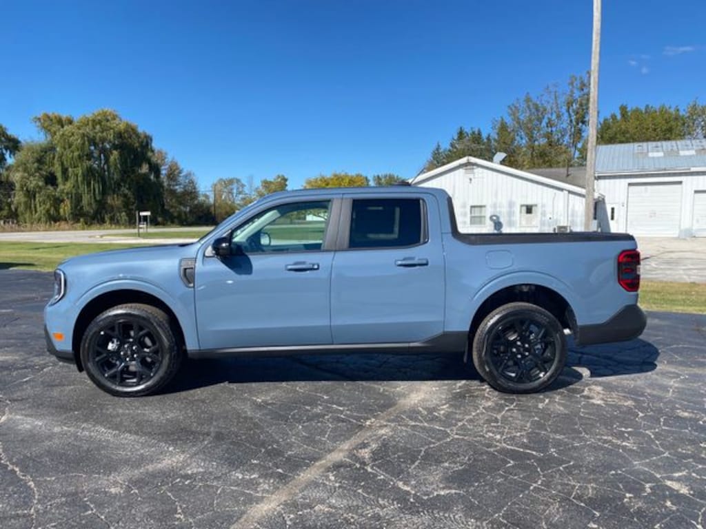 New 2025 Ford Maverick Lariat Truck SuperCrew