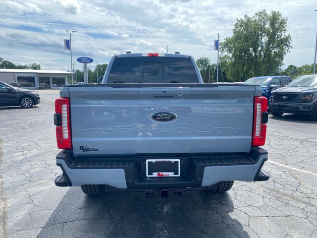 2025 Ford F-250 photo 4