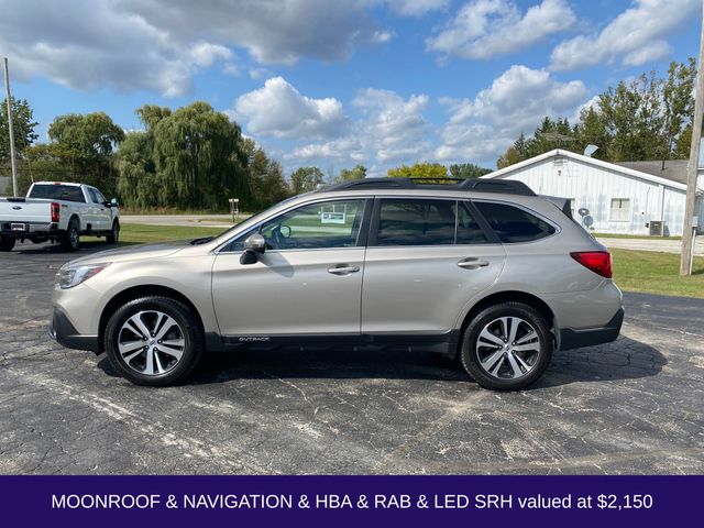 2019 Subaru Outback 2.5i photo 2