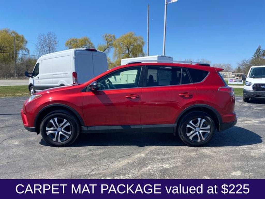 Used 2017 Toyota RAV4 LE SUV