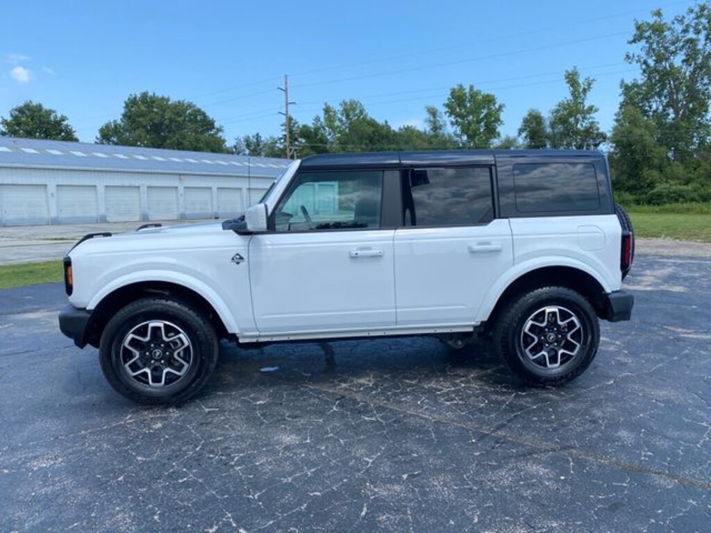 Used 2025 Ford Bronco Outer Banks SUV