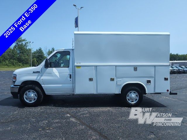 2025 Ford E-350 photo 2