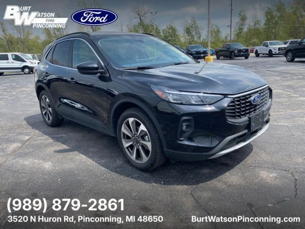 Used 2025 Ford Escape Platinum SUV