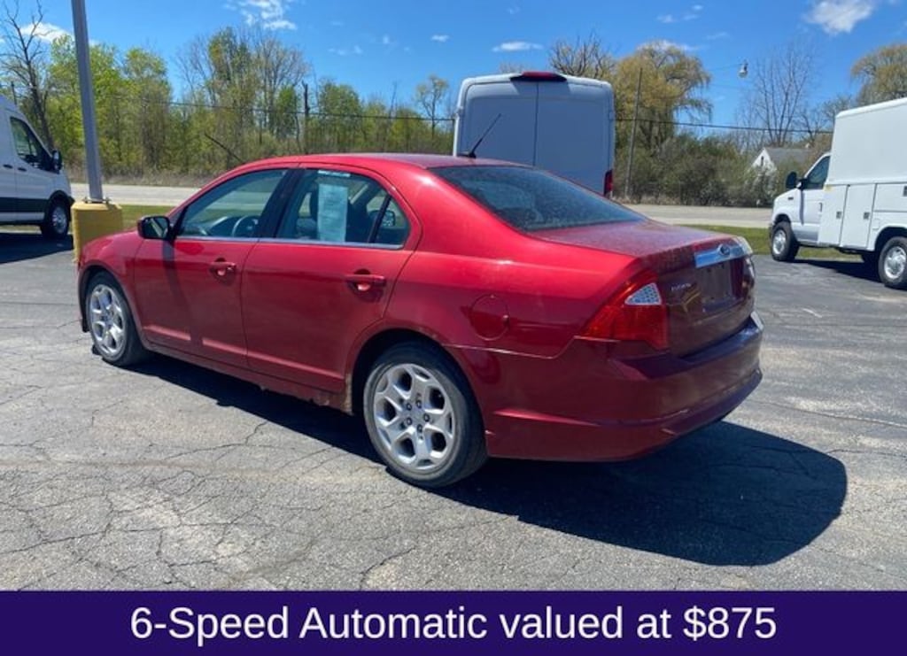 Used 2011 Ford Fusion SE Sedan