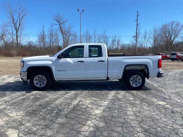 Used 2017 GMC Sierra 1500 Base with VIN 1GTR1LEH9HZ199822 for sale in Freeland, MI
