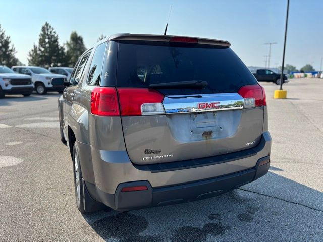 2011 Gmc Terrain SLE photo 2