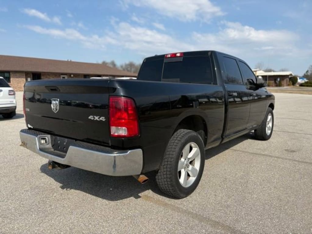 Used 2014 Ram 1500 SLT Truck Crew Cab