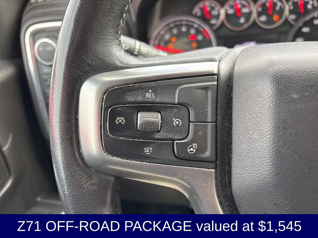 2020 Chevrolet Silverado 1500 LT photo 3