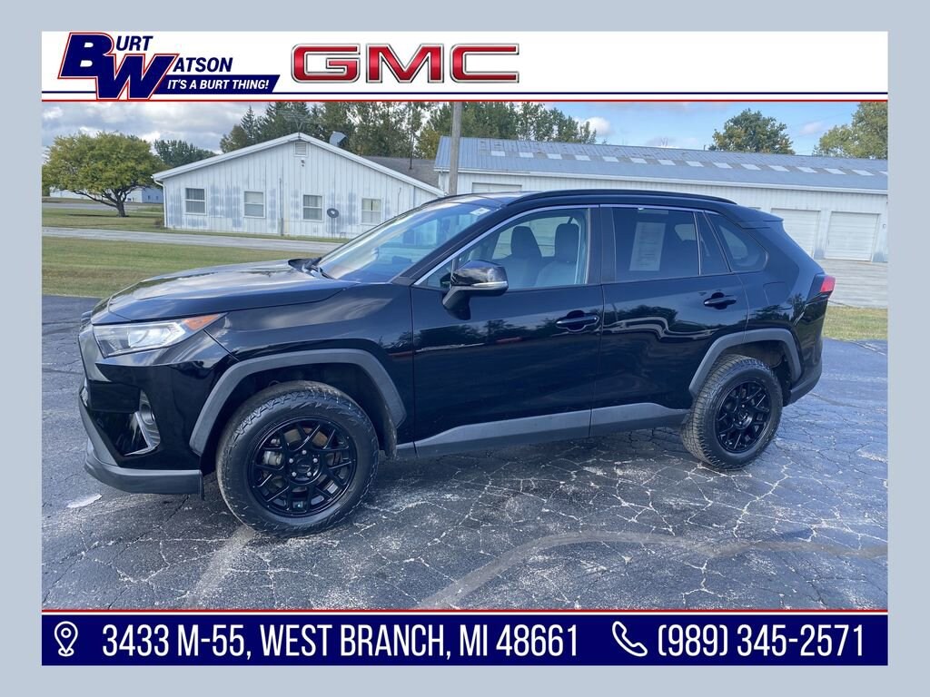 Used 2021 Toyota RAV4 XLE SUV