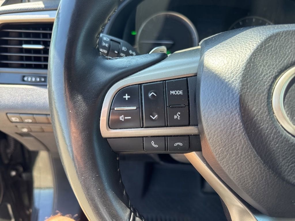 2022 Lexus RX Hybrid 450h - Photo 19