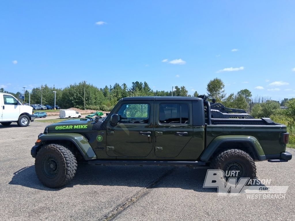 Used 2023 Jeep Gladiator Freedom Truck Crew Cab