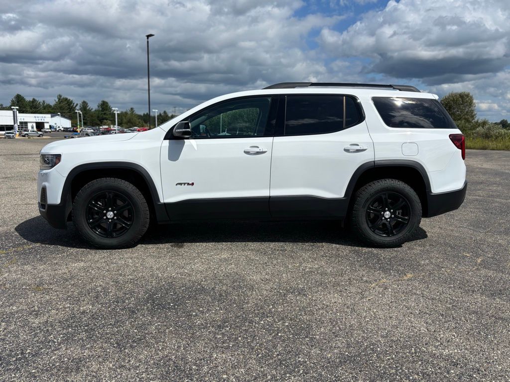 2023 Gmc Acadia AT4 photo 2