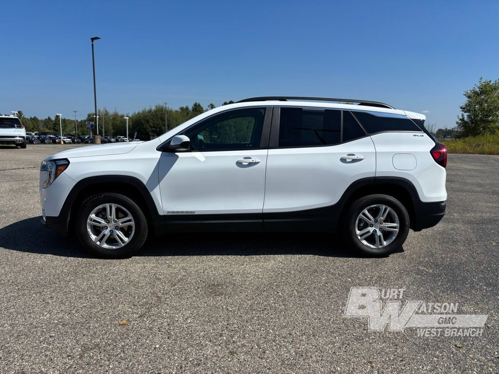2023 Gmc Terrain SLE photo 2
