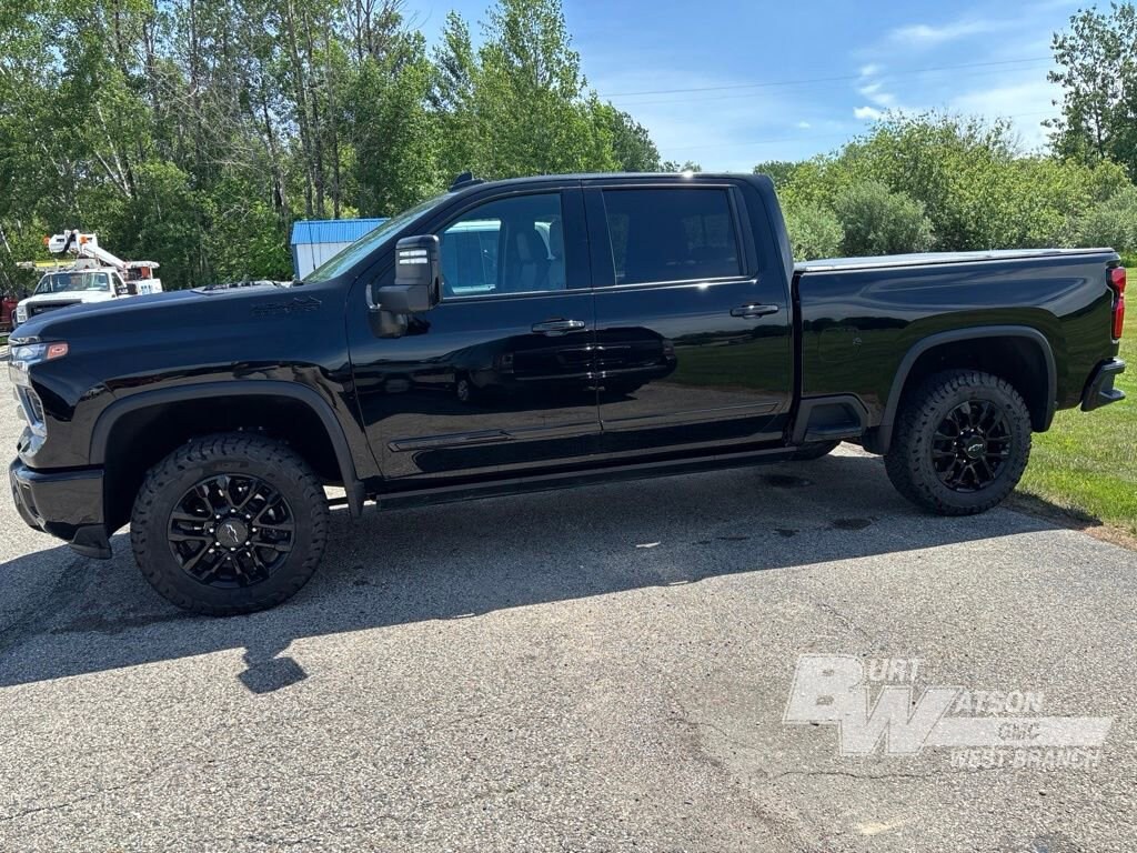 Used 2025 Chevrolet Silverado 2500 HD High Country Truck Crew Cab