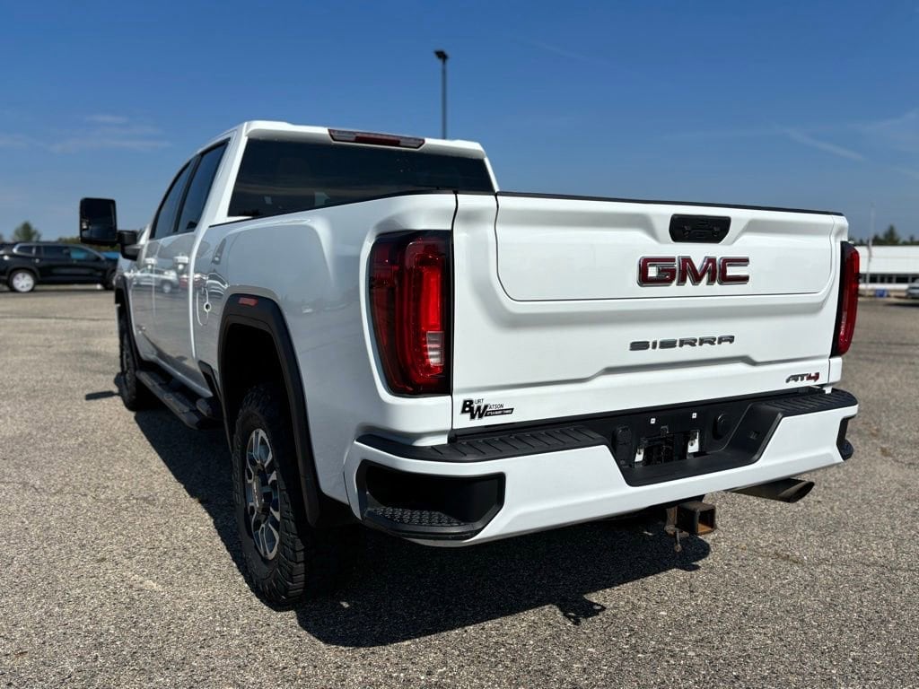 Used 2022 GMC Sierra 2500 HD AT4 Truck Crew Cab