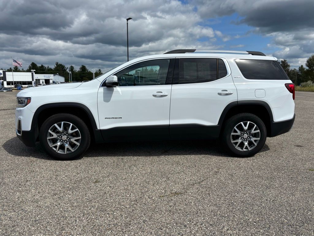 2023 Gmc Acadia SLT photo 2