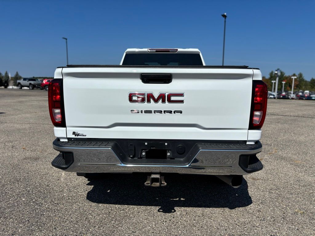 2024 Gmc Sierra Pro photo 4
