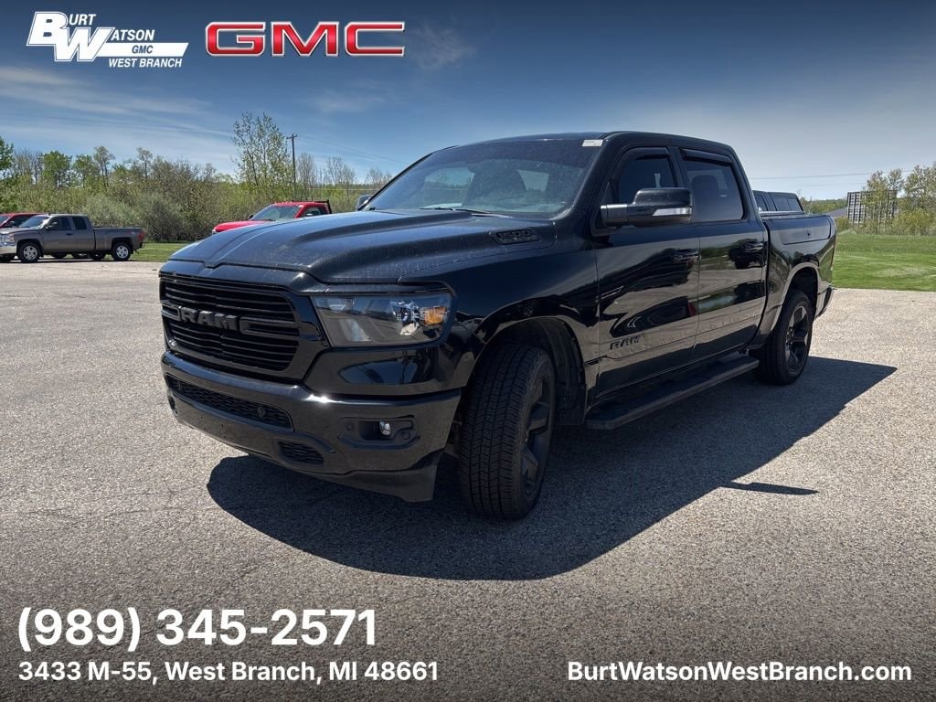 2019 RAM 1500 Big Horn/Lone Star 4x4 Crew Cab 5'7's photo