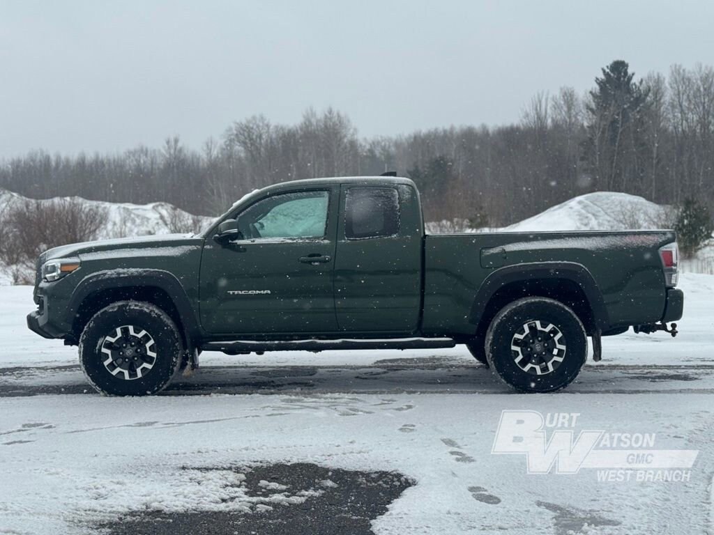 Used 2022 Toyota Tacoma 4WD SR Truck Access Cab