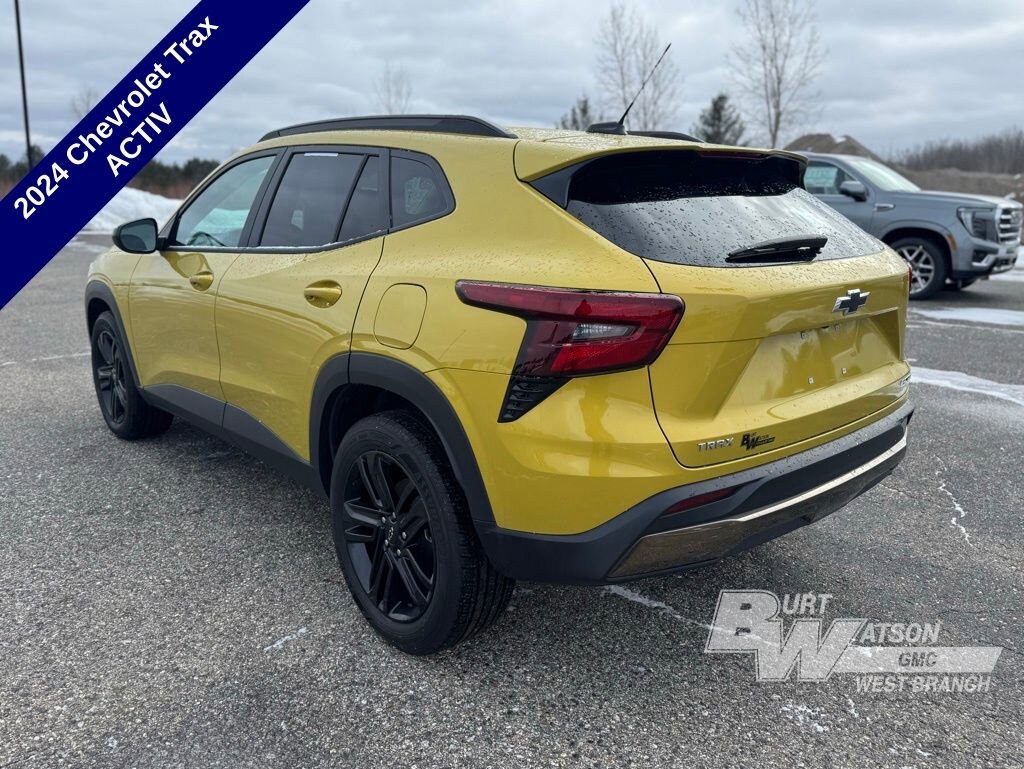 Used 2024 Chevrolet Trax Activ SUV