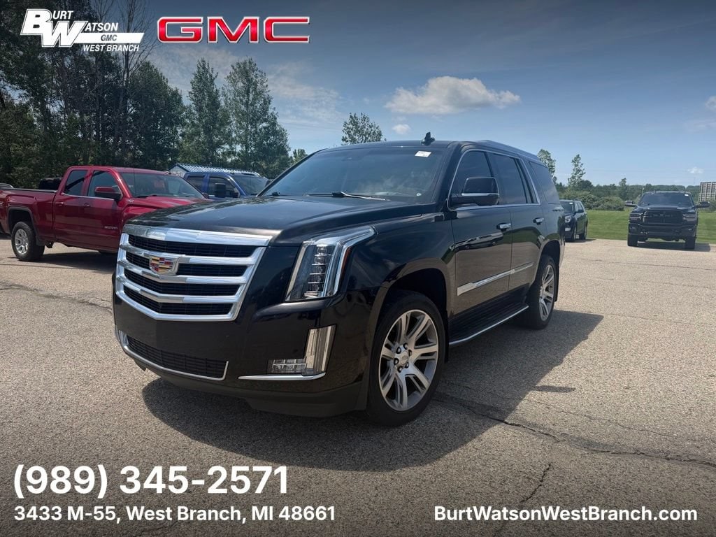 2017 Cadillac Escalade AWD Luxury's photo