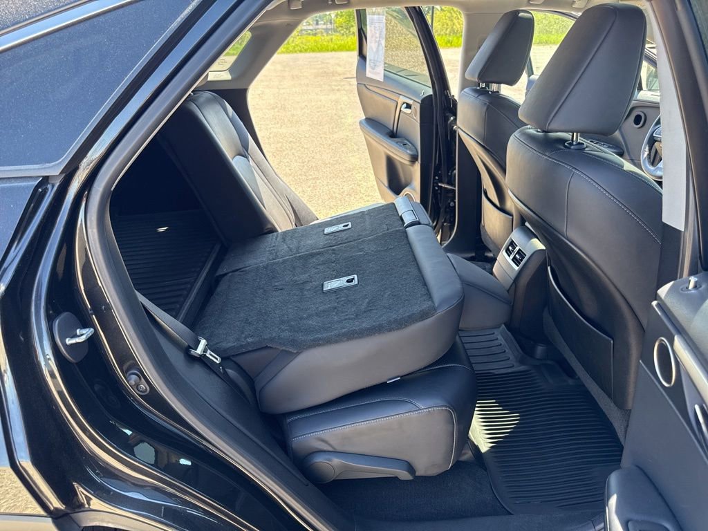 2022 Lexus RX Hybrid 450h - Photo 39