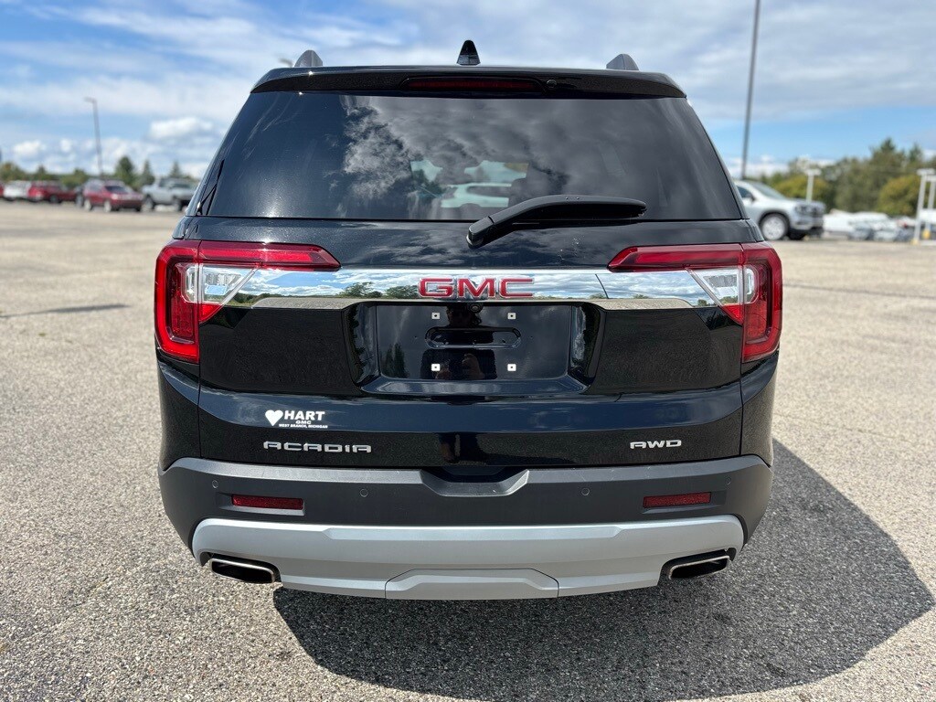 2023 Gmc Acadia SLT photo 3