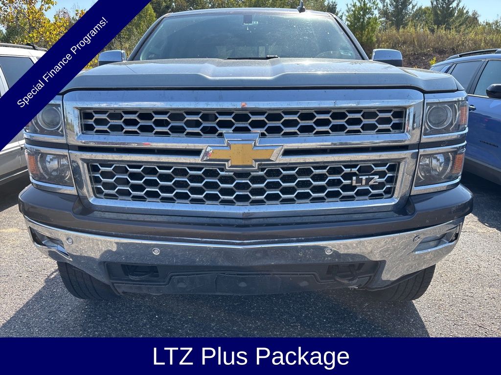 2015 Chevrolet Silverado 1500 LTZ photo 3