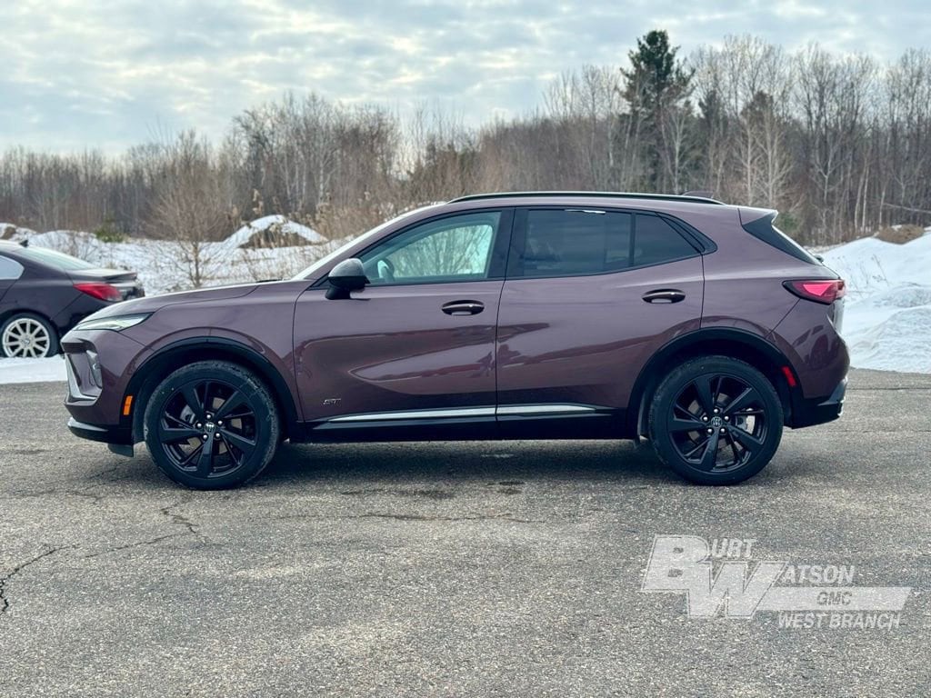 Used 2025 Buick Envision Sport Touring SUV