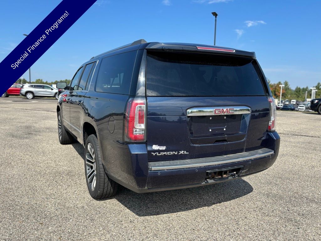 2019 Gmc Yukon XL Denali photo 3