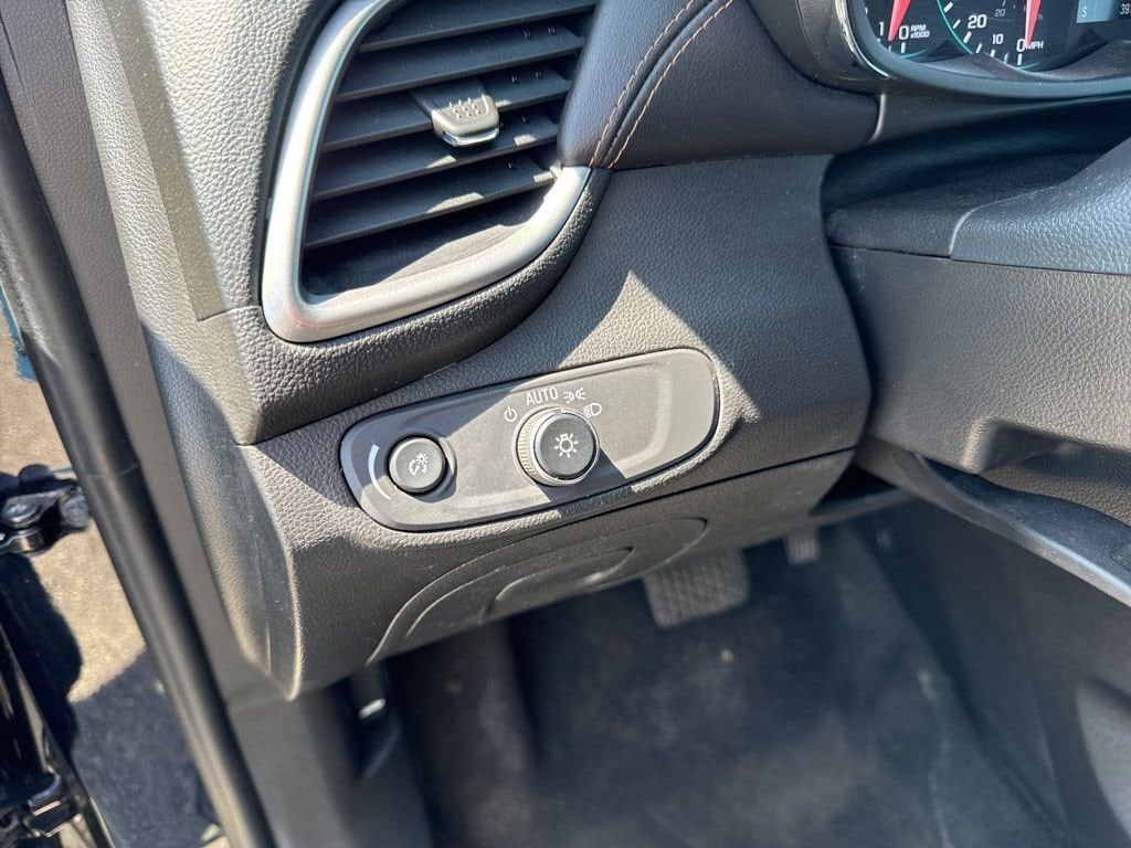 2021 Chevrolet Trax LT - Photo 17