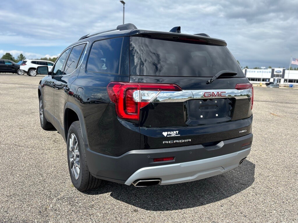 2023 Gmc Acadia SLT photo 2