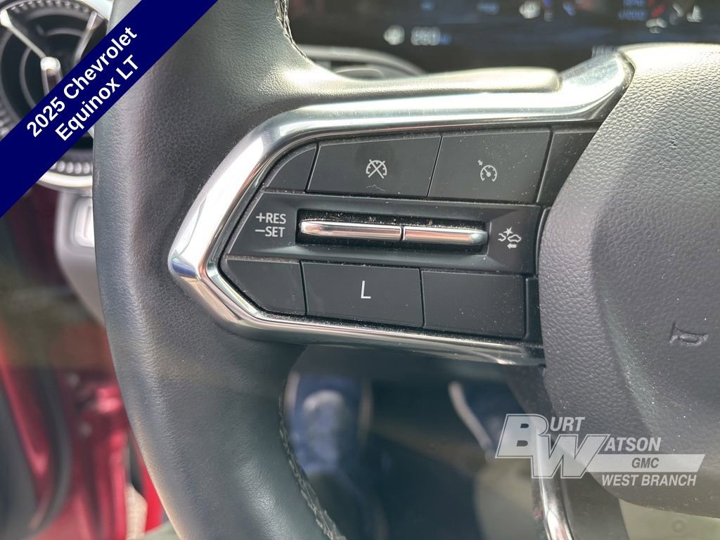 2025 Chevrolet Equinox LT photo 3