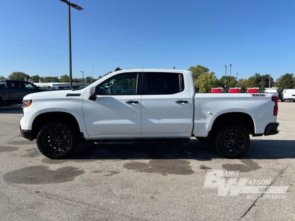 Used 2023 Chevrolet Silverado 1500 Custom Trail Boss Truck Crew Cab