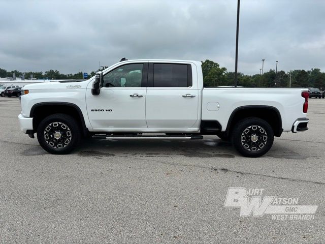 2021 Chevrolet Silverado 2500HD High Country photo 2