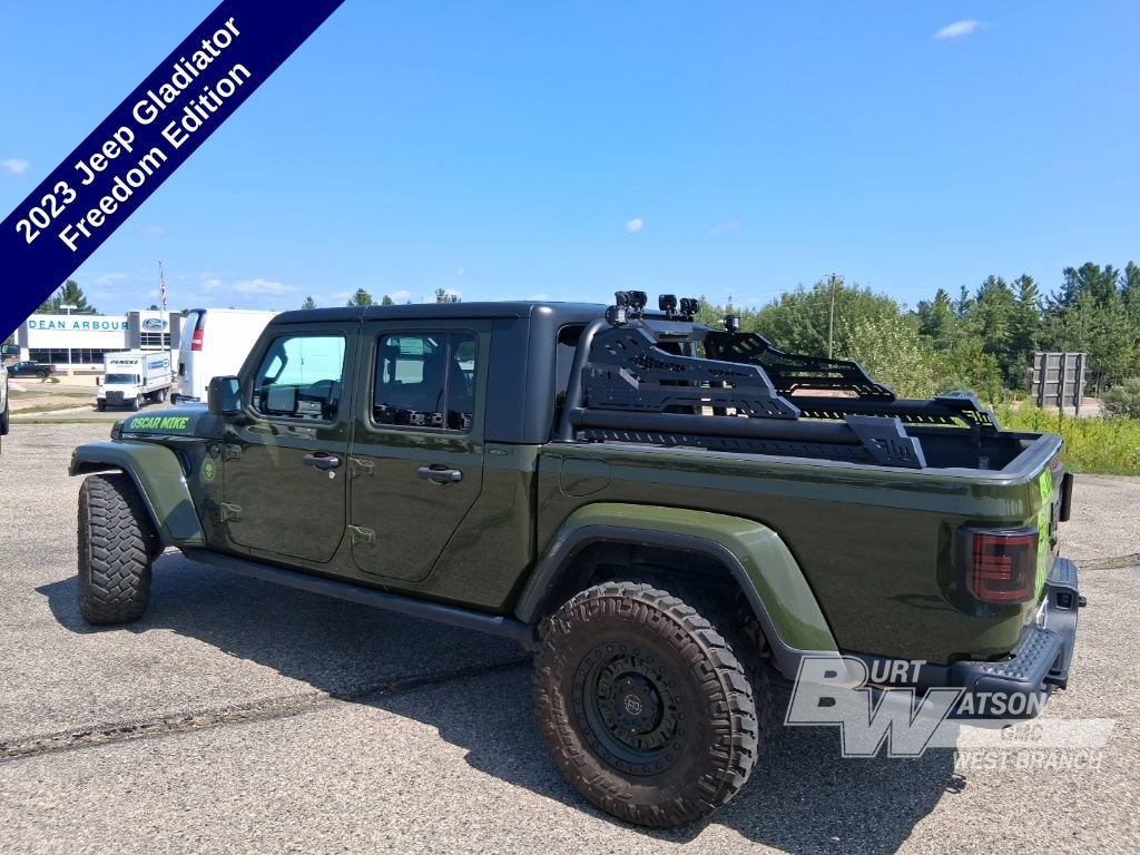 Used 2023 Jeep Gladiator Freedom Truck Crew Cab