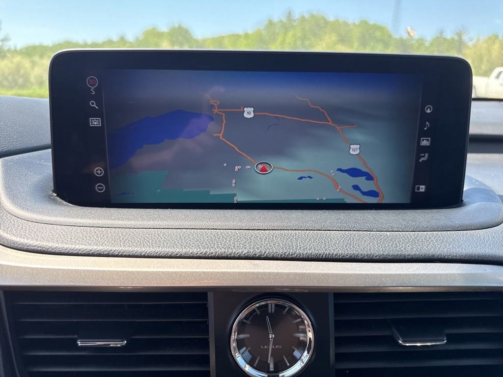 2022 Lexus RX Hybrid 450h - Photo 24