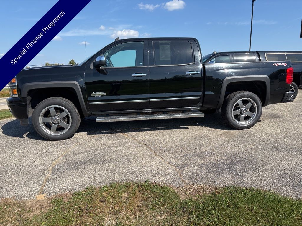 2014 Chevrolet Silverado 1500 High Country photo 2