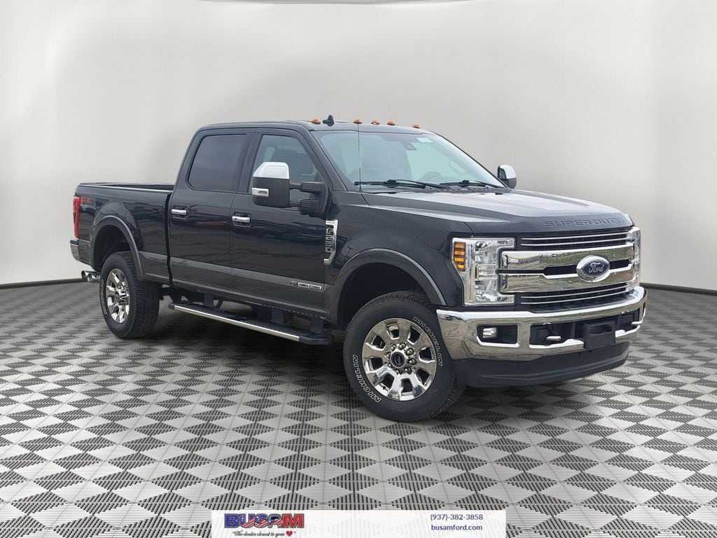 2019 Ford F-250 Super Duty Lariat's photo