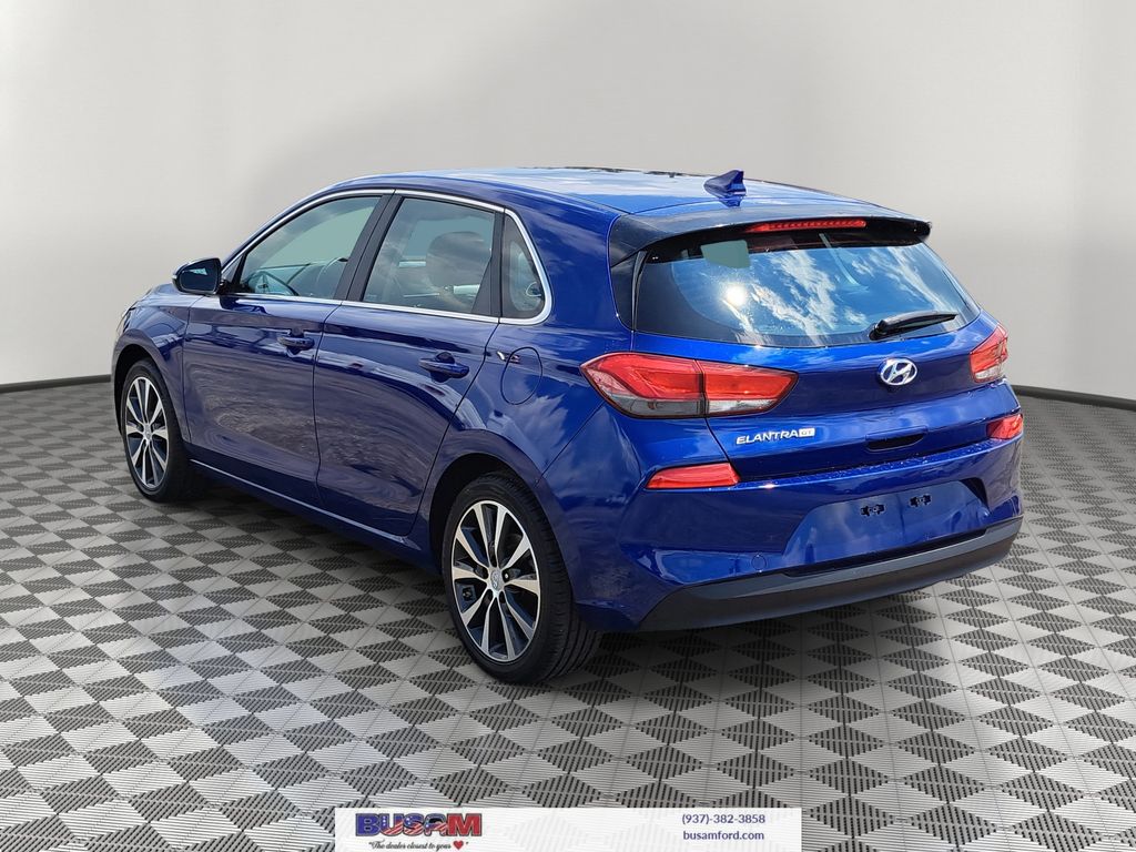 2018 Hyundai Elantra GT Base photo 3