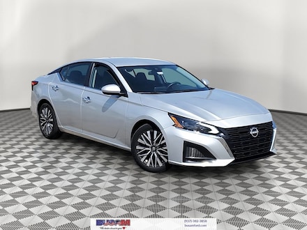 2023 Nissan Altima 2.5 SV Sedan