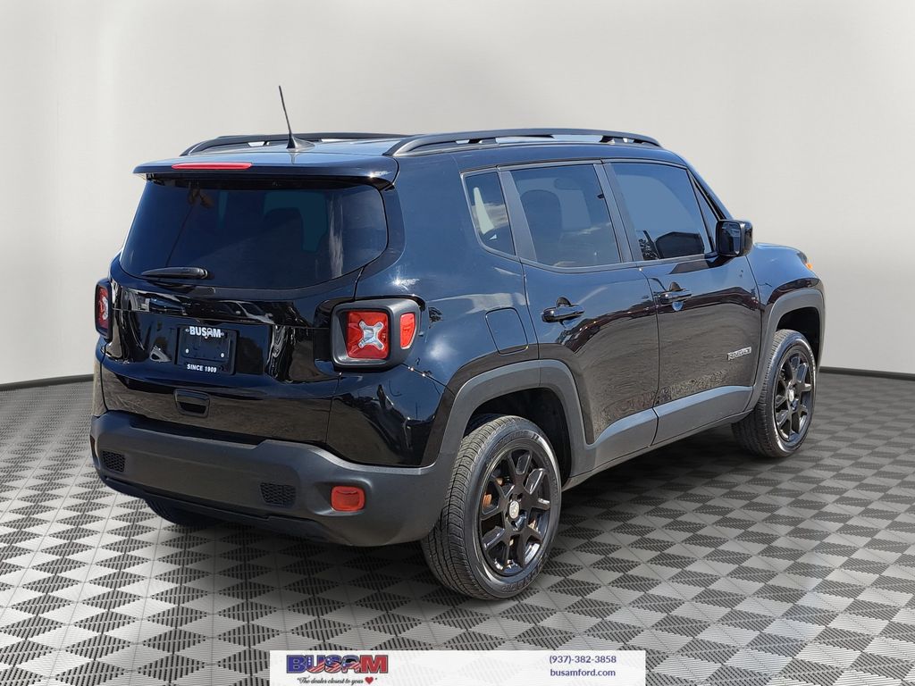 2021 Jeep Renegade Latitude photo 4