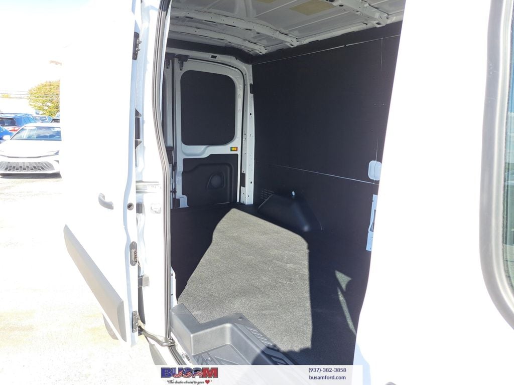 2026 Ford Transit Van Base - Photo 17