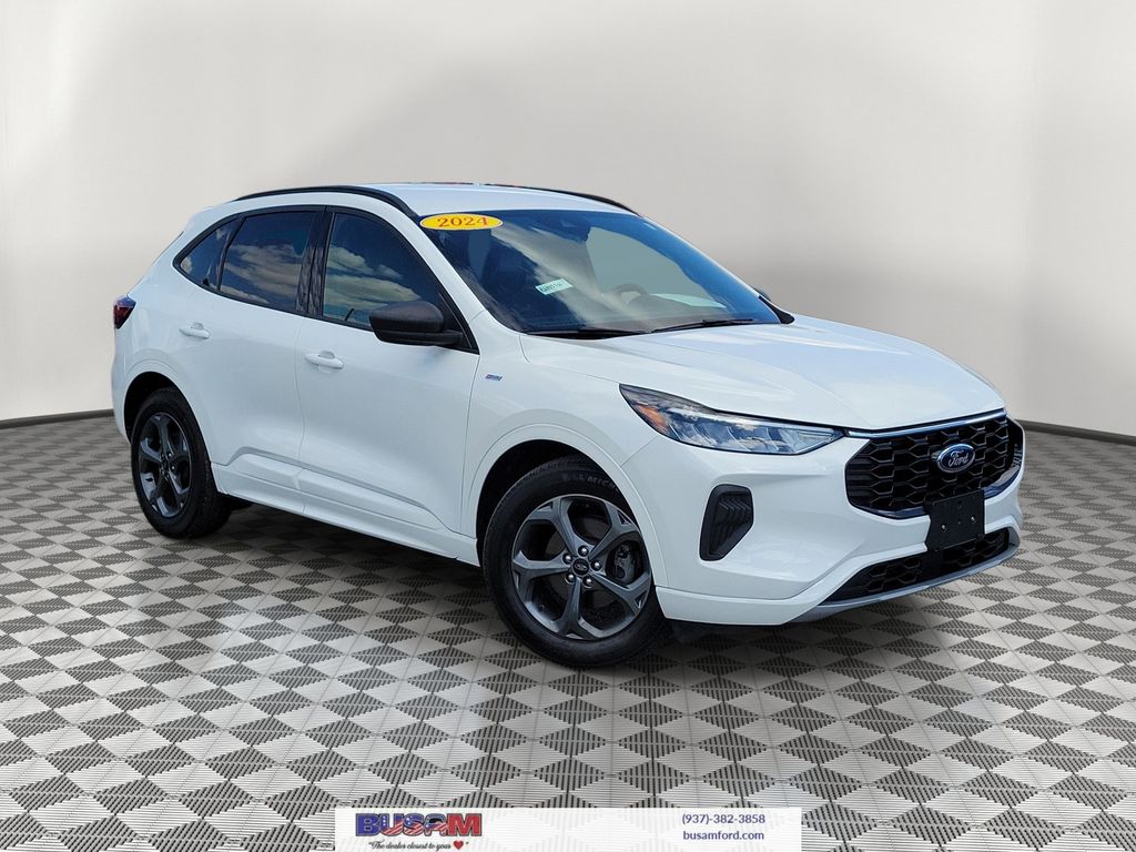 2024 Ford Escape ST-Line FWD's photo
